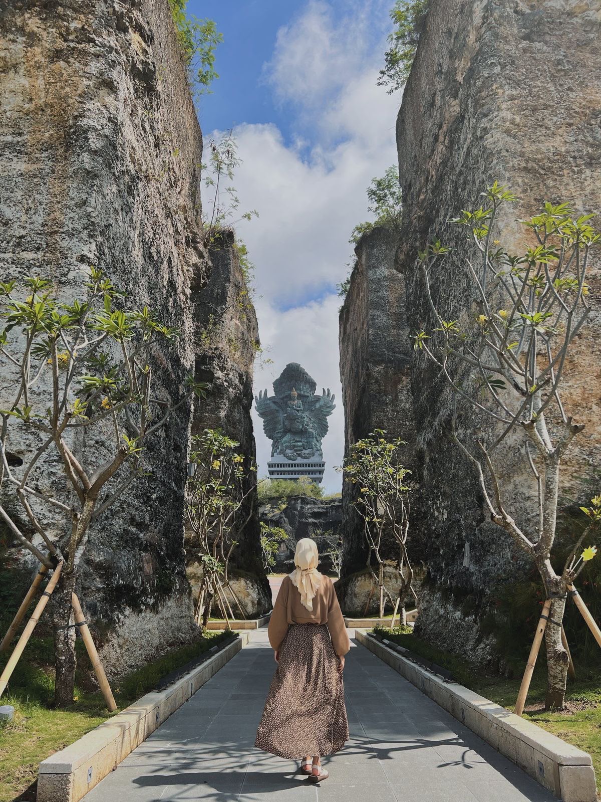 Bali Ubud Art Villages & Tanah Lot Sunset Tour
