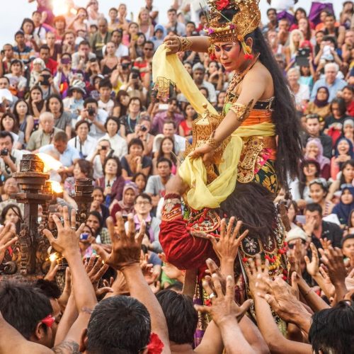 kecak1